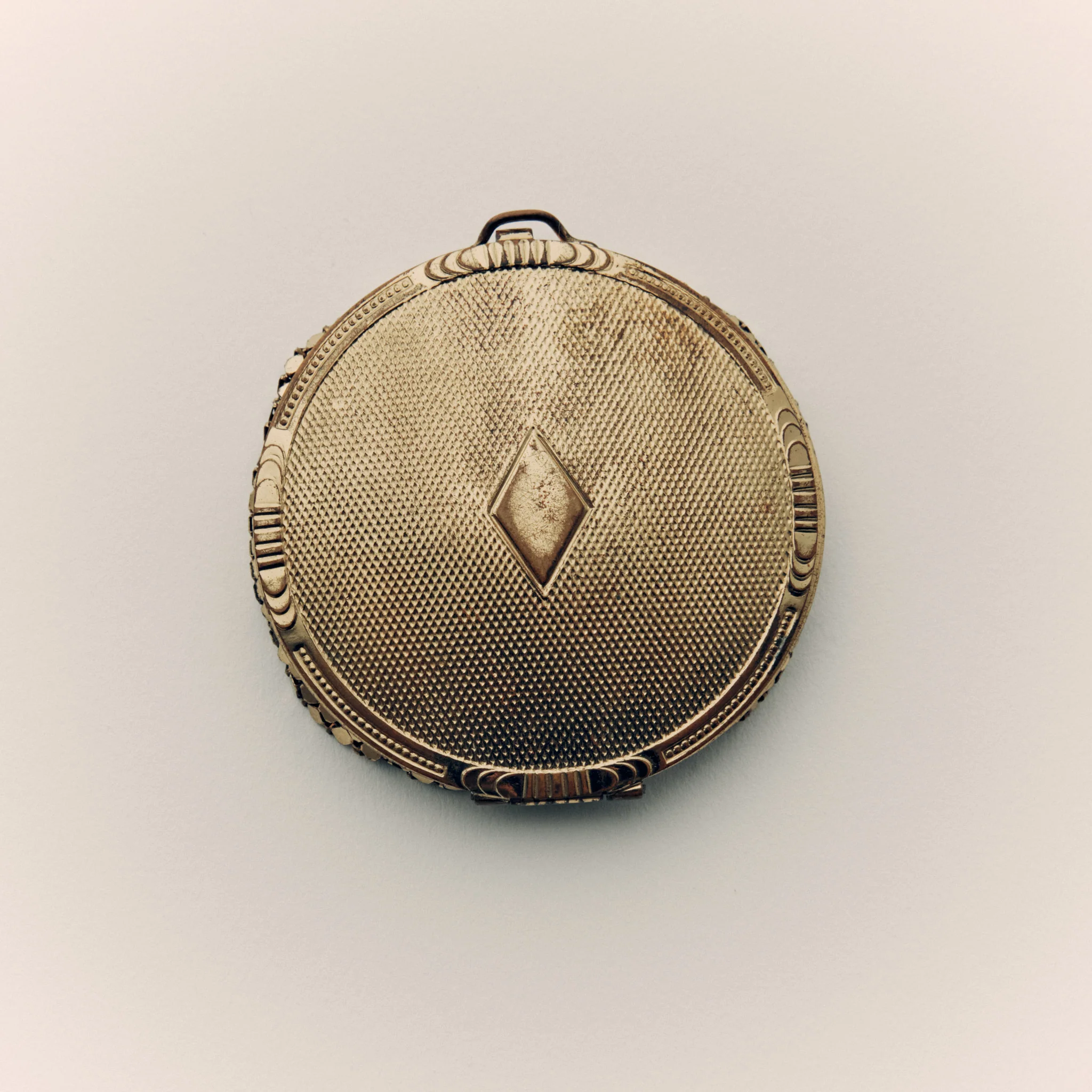 Vintage Evans Metal Mesh Compact Purse - Image 3