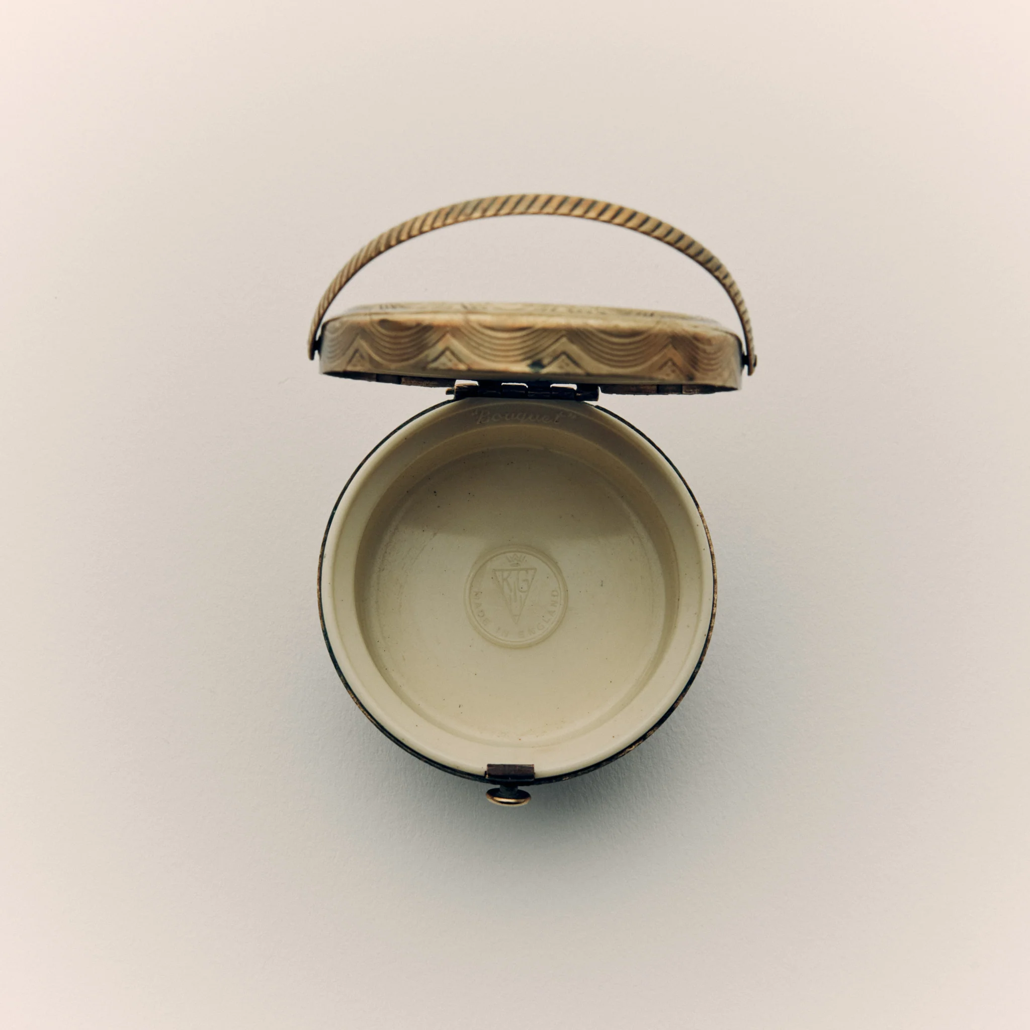 Kigu “Bouquet” Basket Compact - Image 3